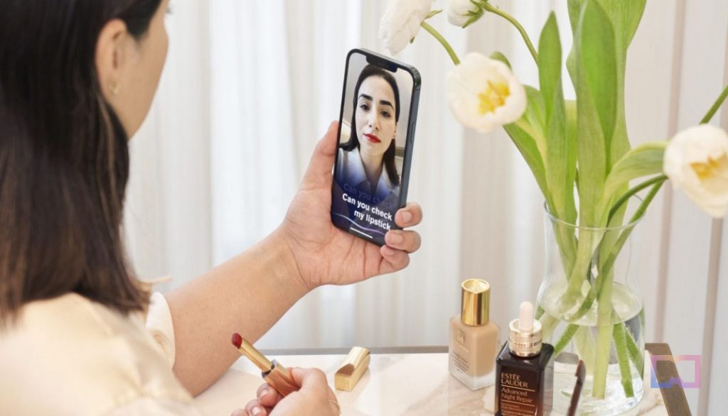 Estée Lauder lancerer AR- og AI-drevet app for at hjælpe brugere med at lægge makeup