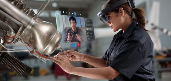 Microsoft Shares its Vision for HoloLens 2 and Mixed Reality after Shutting Down AltspaceVR