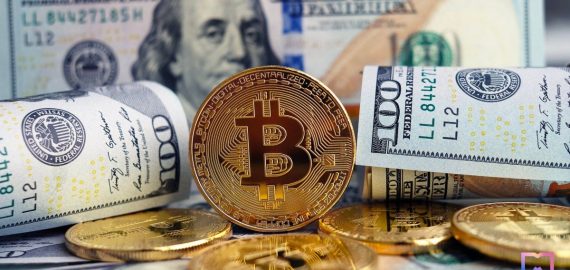 Dollar Experiences Fluctuations Ahead of Essential US Economic Data, While Bitcoin Reaches New Heights