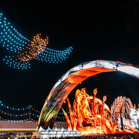 Snoop Dogg drops in on EDC with surprise NFT drop