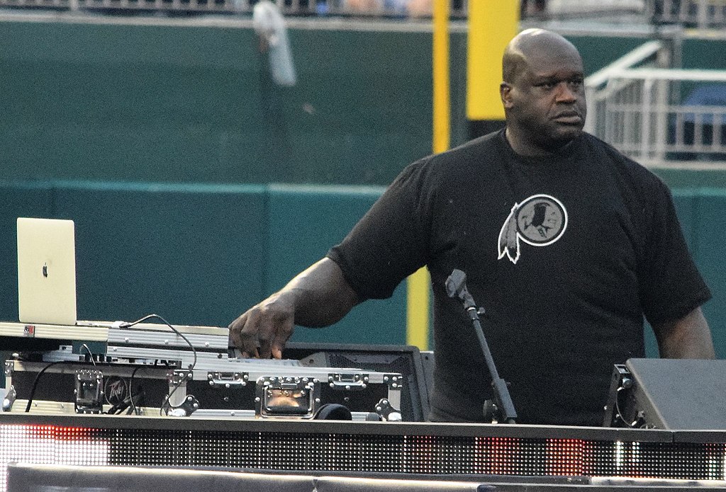 Shaquille O'neal DJ dizel