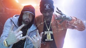 Snoop Dogg y Eminem traen la primera presentación en vivo inspirada en el metaverso a los VMA
