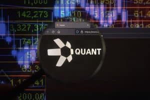 „Wall Street Games“ pereina prie „Arbitrum“ grandinės, didėja susidomėjimas „Quant“ ir nauja AI kriptovaliuta