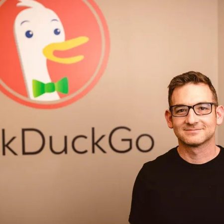 OpenAI and DuckDuckGo’s AI assistance Provides Concise Summaries of Wikipedia Pages in response to search queries