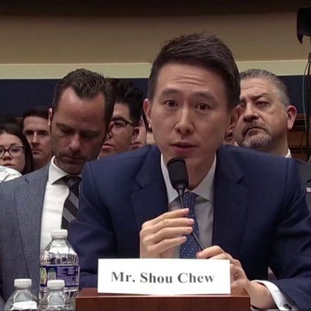 TikTok CEO Stammers at U.S. Congress Hearing Over Chinese Government’s Censorship and Political Bias